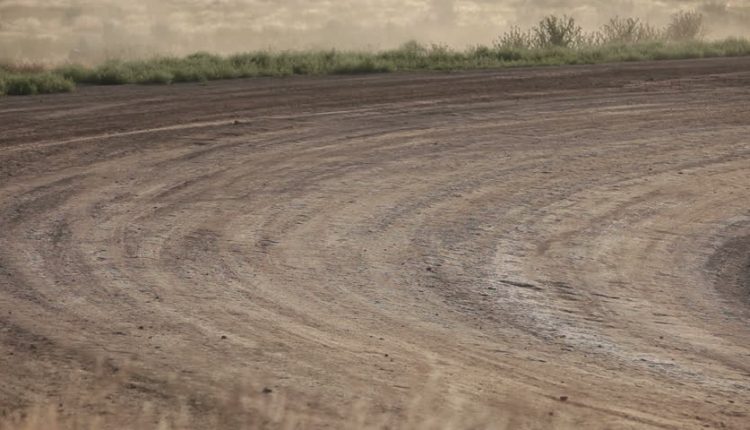 dirt-track